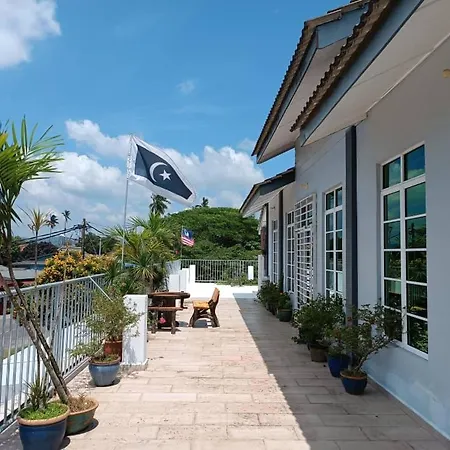 Villa Anjung Tamu Kampong Pak Sabah Exterior photo