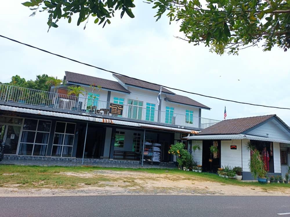 Anjung Tamu *